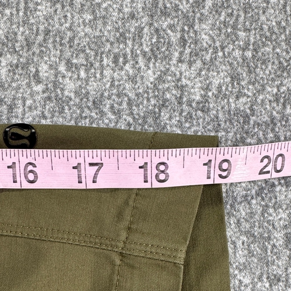 Lululemon Commission Shorts Chino Style Men’s 40 Army Green Olive 9” Inseam - Picture 9 of 10